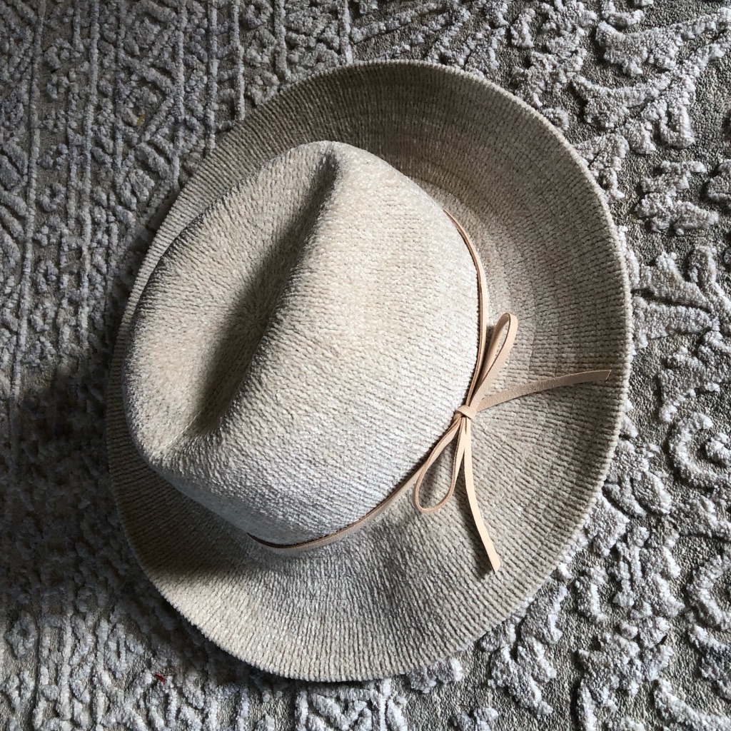 Off White/Tan Adjustable Hat